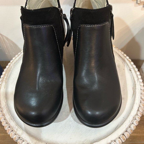 JBU by JAMBU Women’s Pilot Encore Ankle Booties Size 7.5 M - Picture 3 of 8